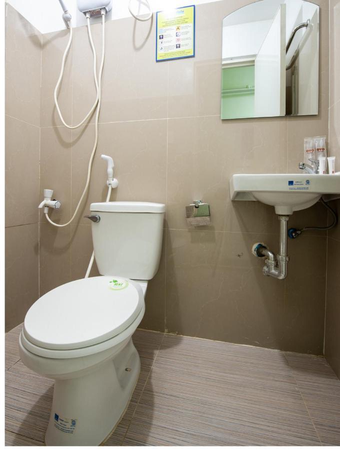 Oyo 501 Yuj Inn Pasay Luaran gambar